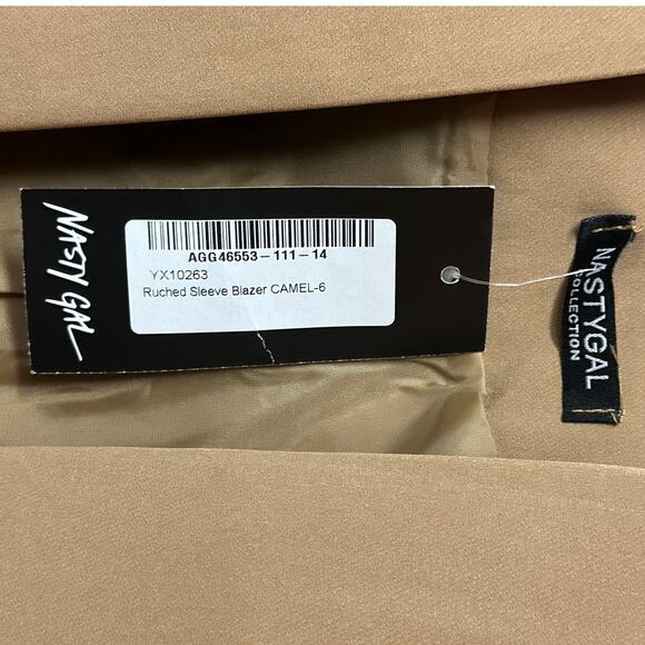 NastyGal Women’s Ruched Sleeve Longline Blazer Camel Size 6 - Picture 4 of 6